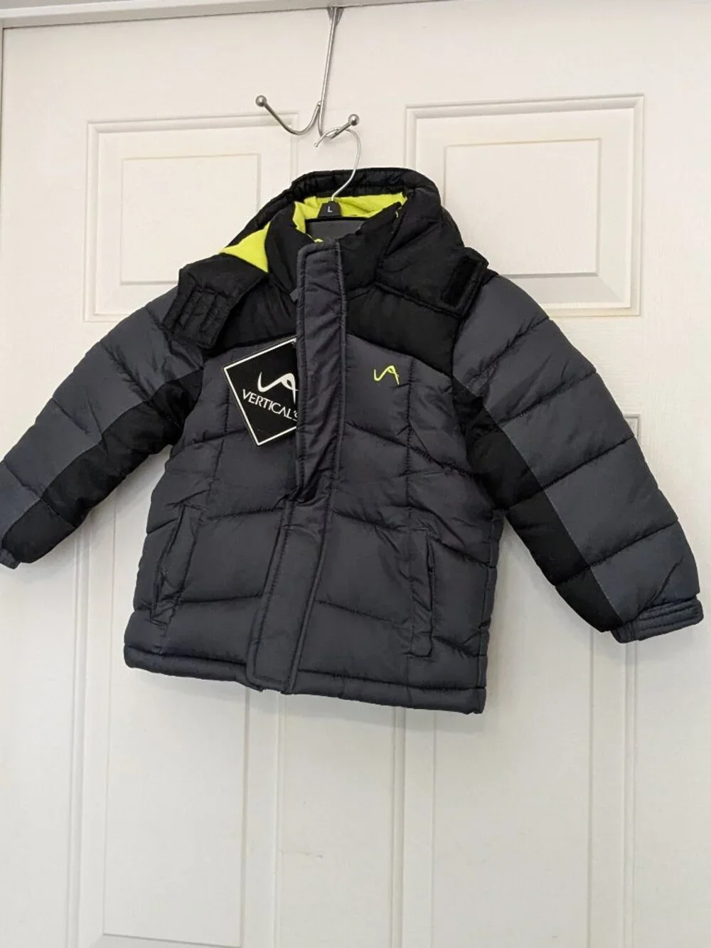 Vertical'9 Toddler Boys Gray & Green Puffer Jacket Hooded Coat 4T NWT